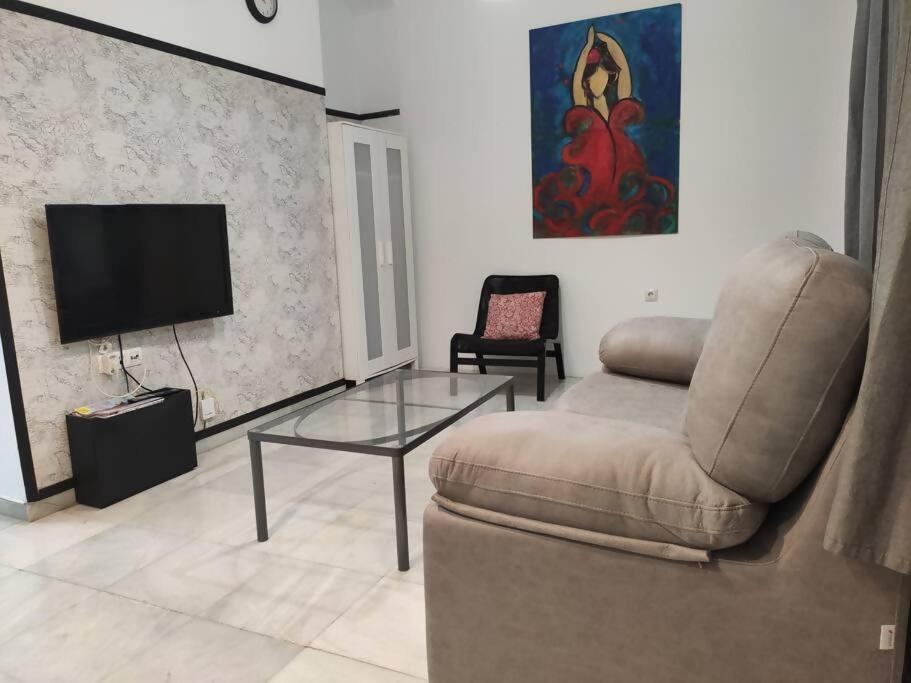 C Palacio Parking Segun Disponibilidad Севілья Екстер'єр фото